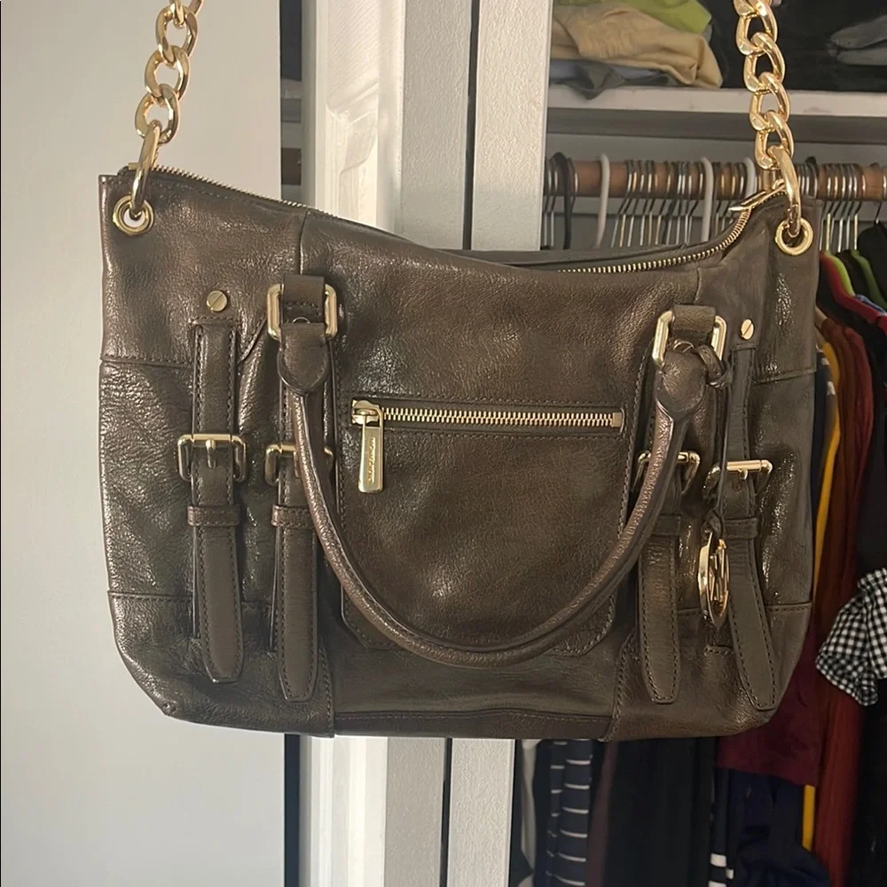 VIDEO- Michael Kors dark green/brown cross body